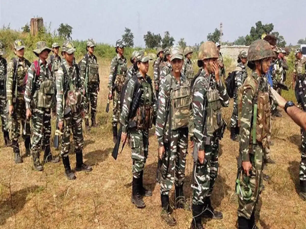 CRPF Recruitment 2026: 10वीं पास युवाओं के पास सरकारी नौकरी पाने का मौका, 5 19 मई है आखिरी तारीख