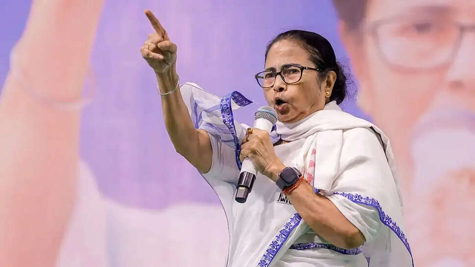 Mamata Banerjee Demands Resignation of PM Modi Amid Election Tensions