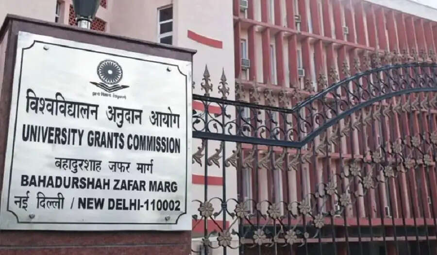 Career Tips- UGC ने राजस्थान के इस कॉलेज को किया फर्जी घोषित,&nbsp;छात्रों को दी सख्त चेतावनी