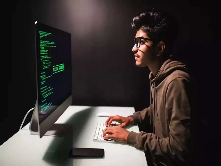 Career Tips-&nbsp;12वीं पास करने के बाद बनना चाहते है सॉफ्टवेयर इंजीनियर, जानिए इसका पूरा प्रोसेस